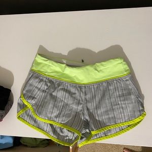 lululemon speed up 2.5 inch shorts